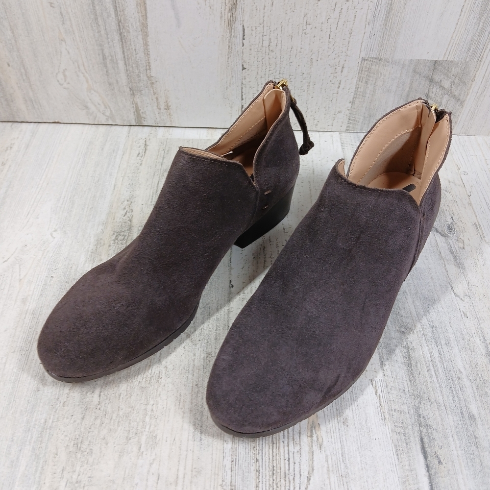 Kenneth Cole Reaction‎ Women's Suede Side Skip Gray Brown Suede Ankle Boots #523 - Picture 2 of 12